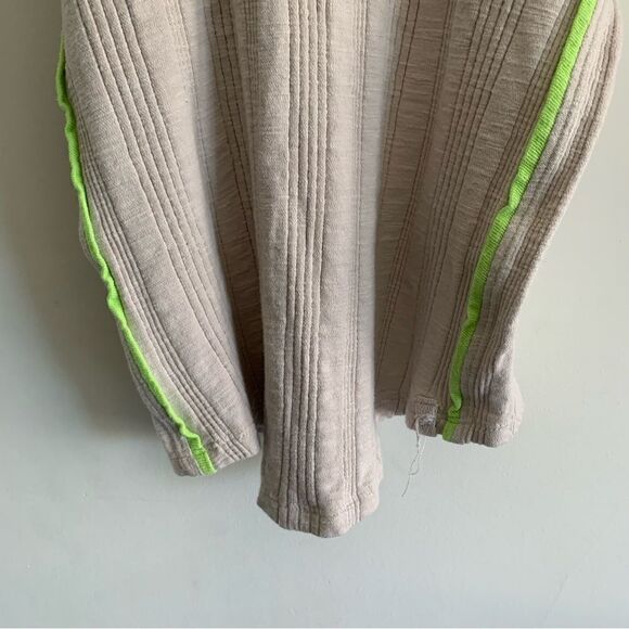 FREE PEOPLE MOCK TOP - Picture 9 of 11